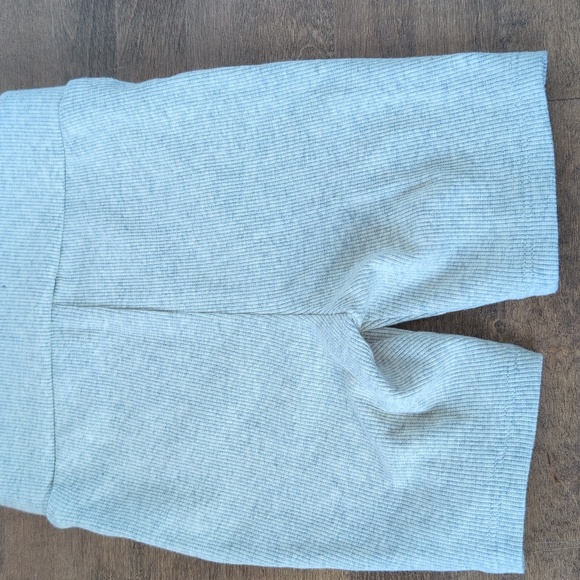 Gap Ribbed Bike Shorts - Picture 5 of 5